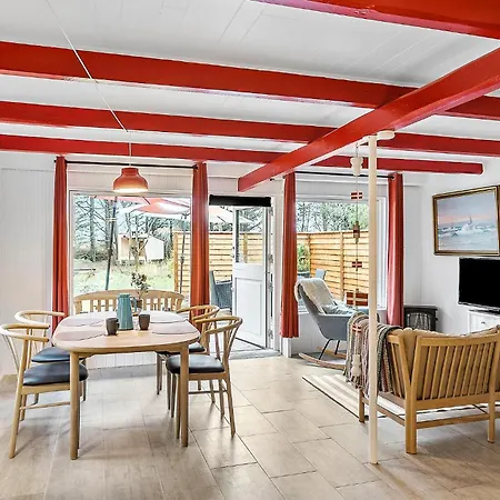 2 Bedroom Gorgeous In Сasa de vacaciones *